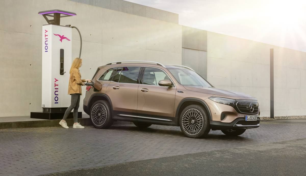 Mercedes EQB