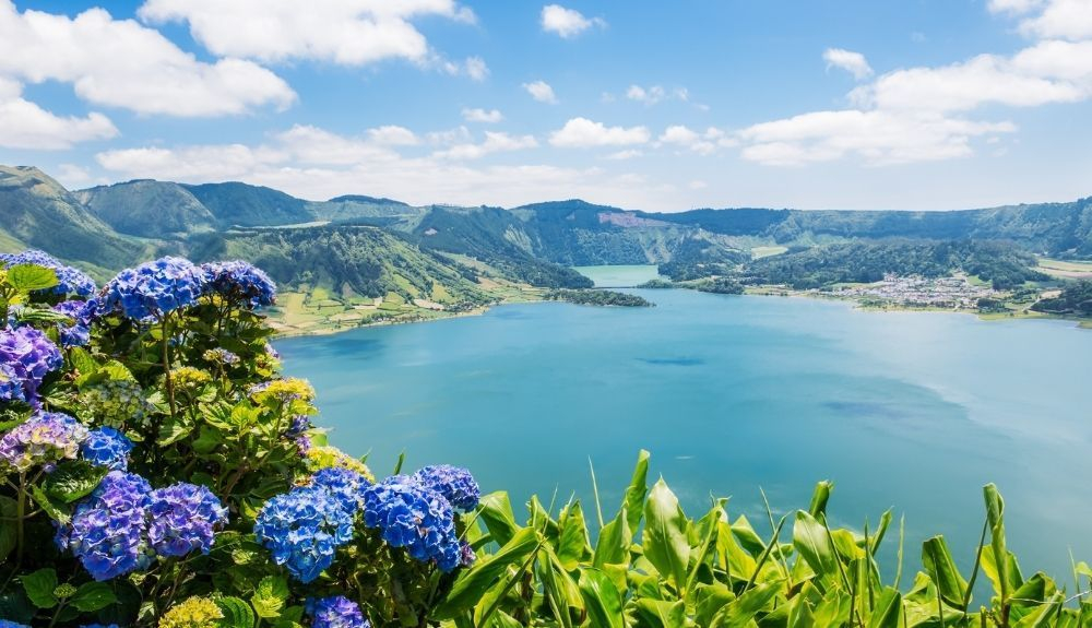 Hasta ahora se creía que los portugueses llegaron a las Azores en 1427. Hasta ahora se creía que los portugueses llegaron a las Azores en 1427.