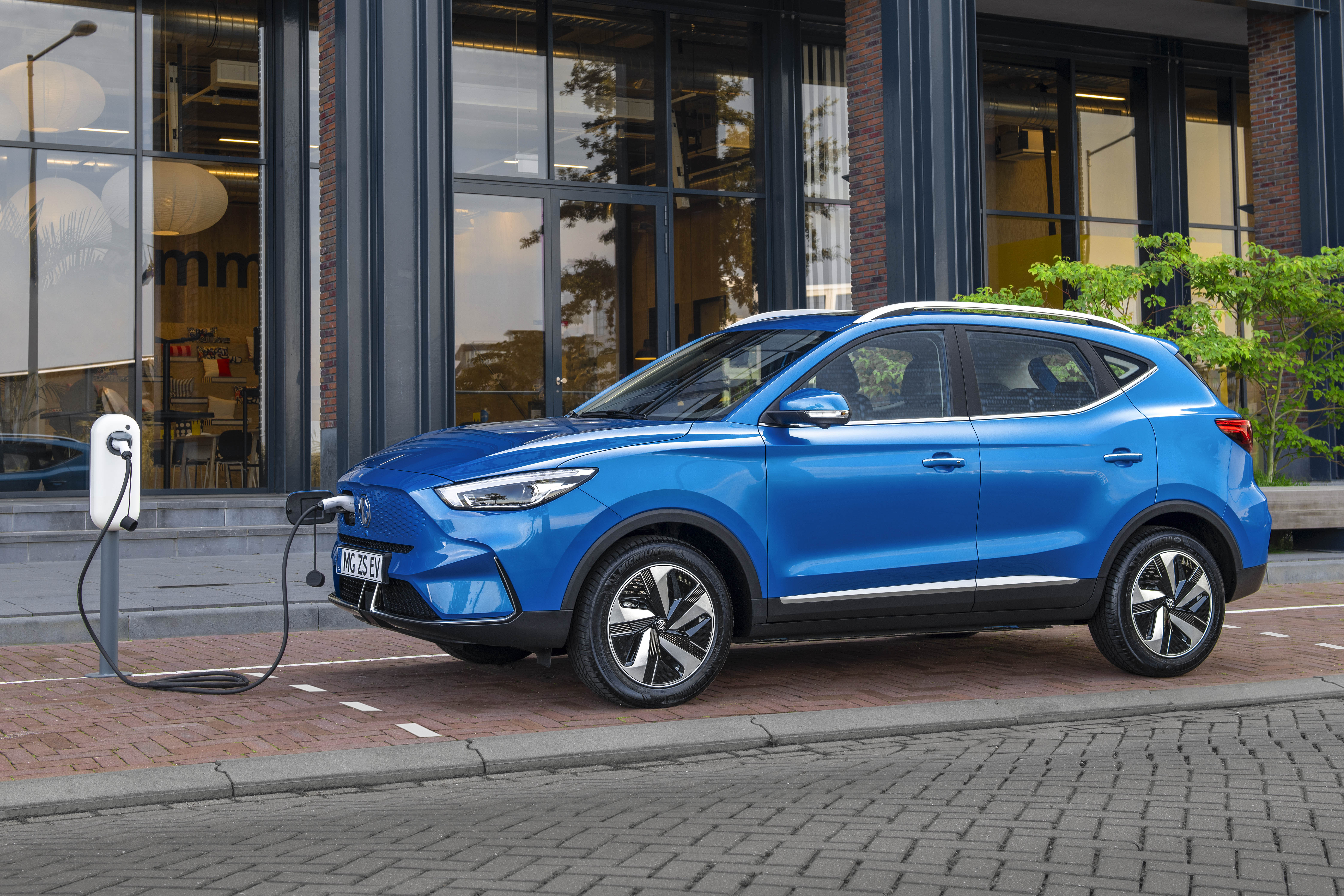 MG ZS EV 2021