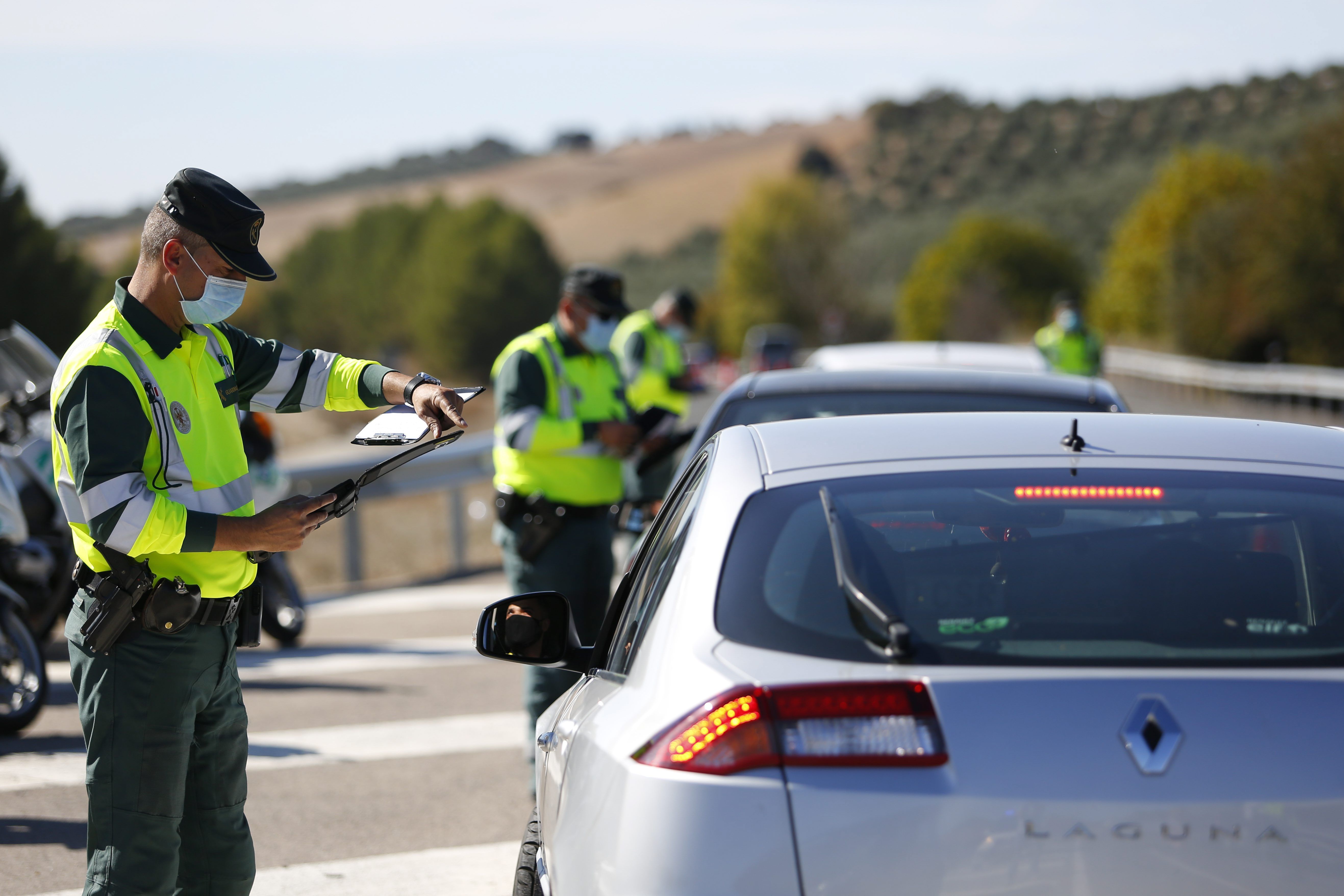 Guardia Civl. Cordon press
