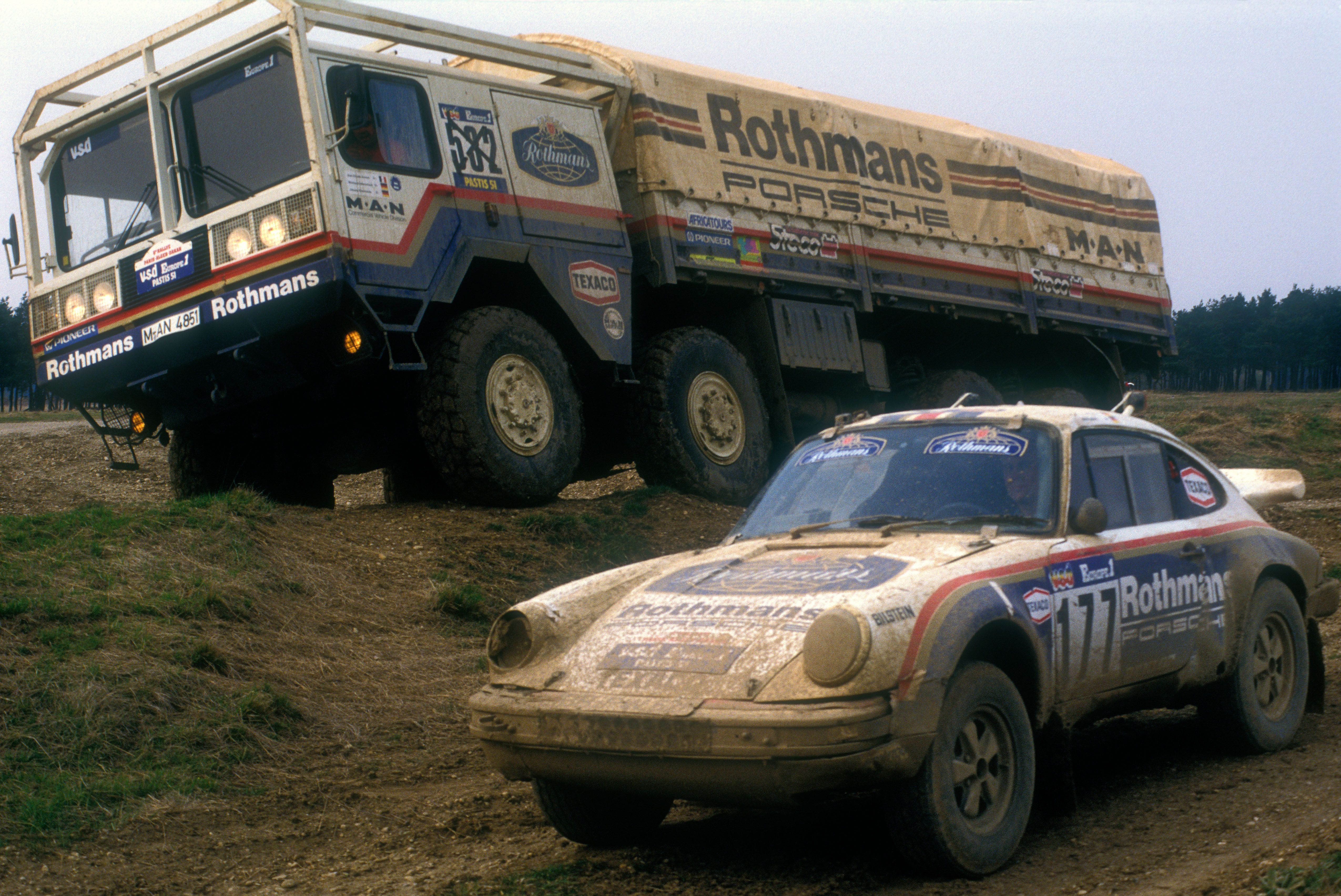 Porsche 911 Dakar