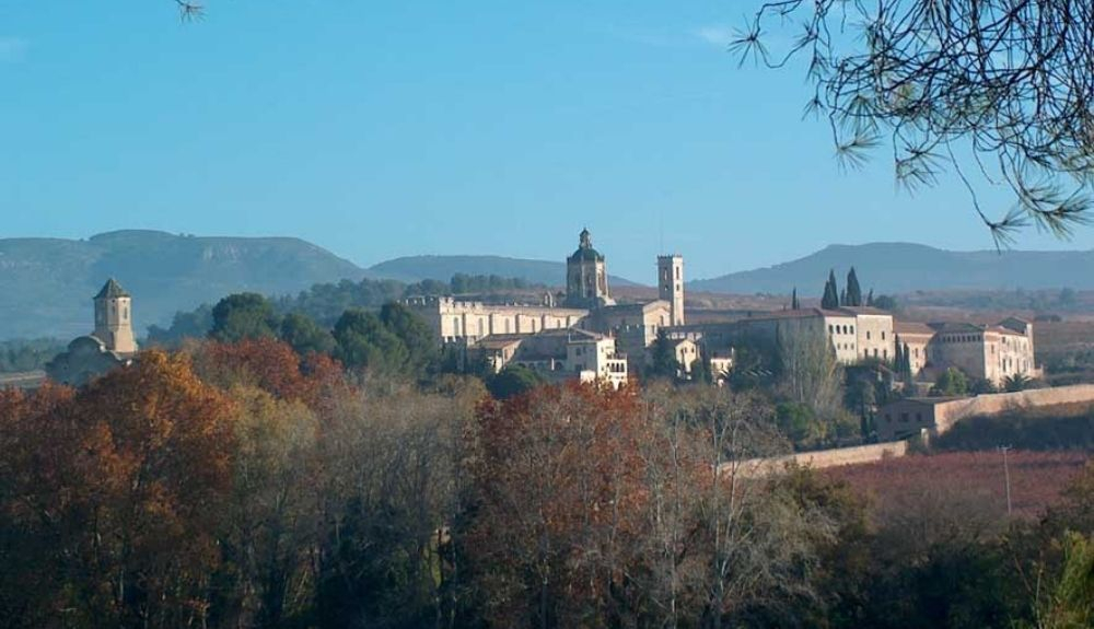 Monasterio de Santes Creus, donde se depositaron y descansan los restos de Blanca de Anjou.