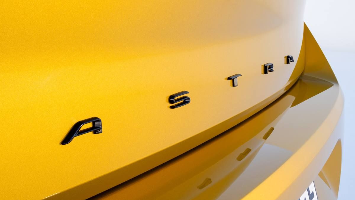 El Opel Astra estrenará en 2022 una tercera variante Cross