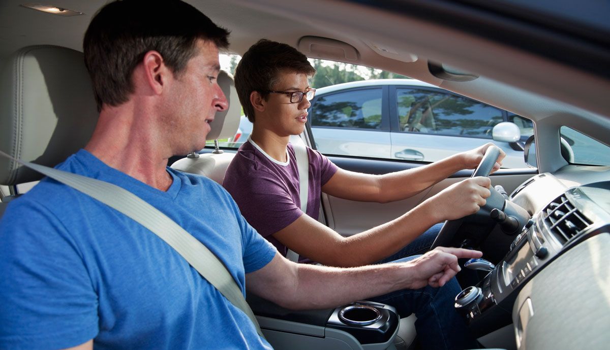 ¿Cubre el seguro a los conductores que no figuran en la póliza? Foto: iStock.