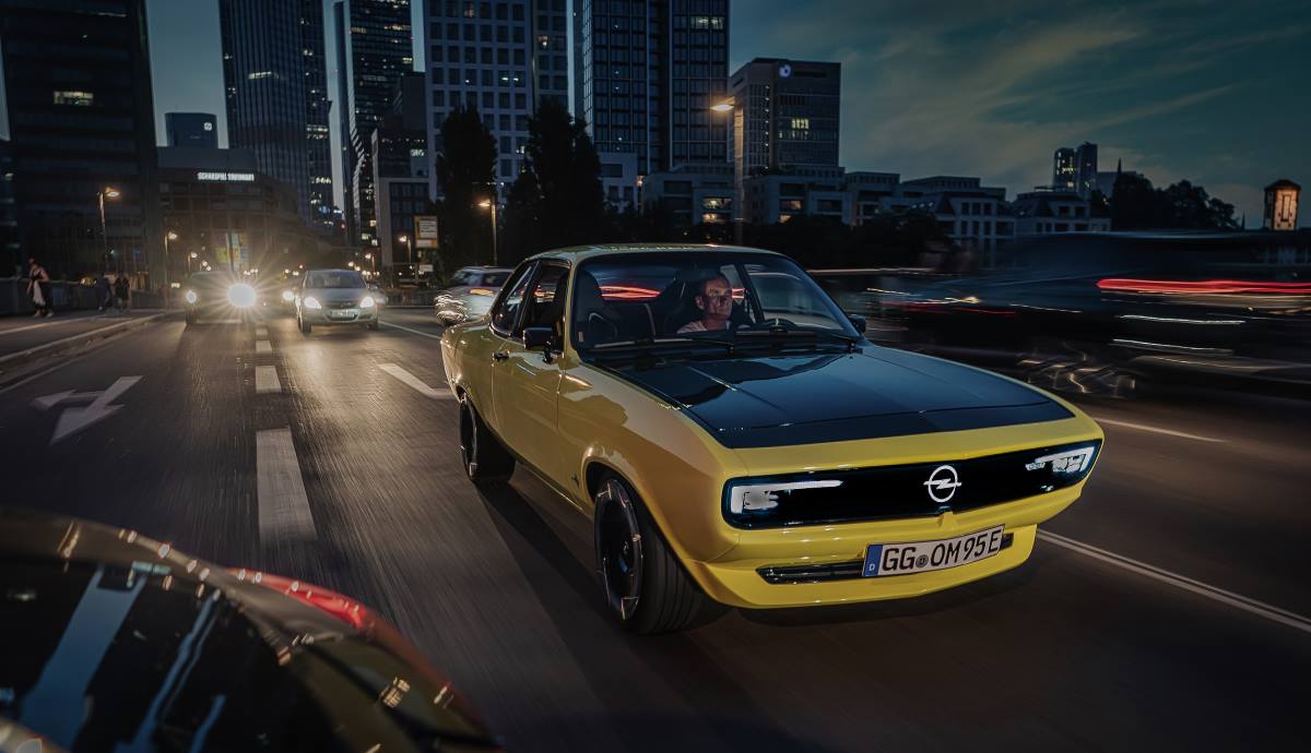 Opel Manta GSe ElektroMOD: un coupé clásico reinventado como coche eléctrico