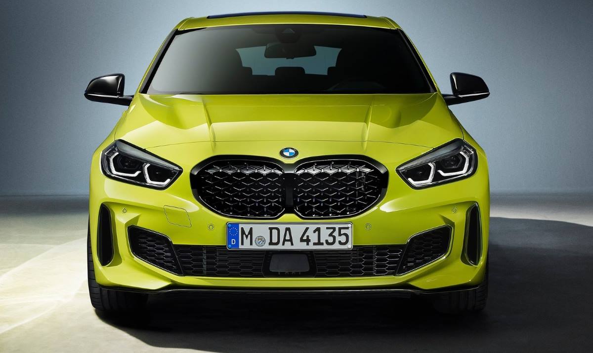 BMW M135i xDrive 2022 3