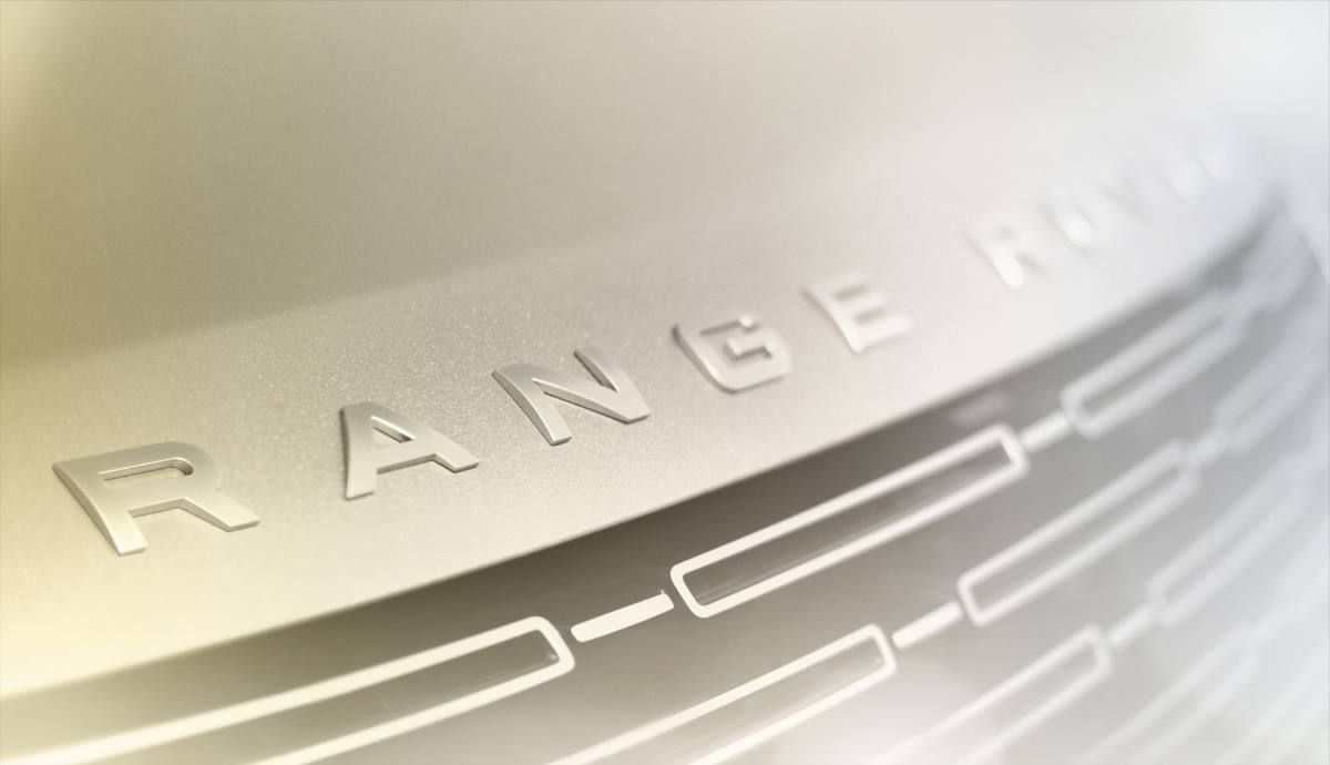 Primer teaser oficial del Range Rover 2022