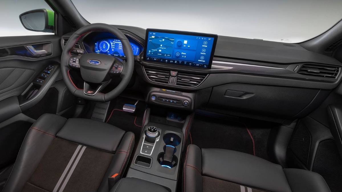 Ford Focus ST 2022 9