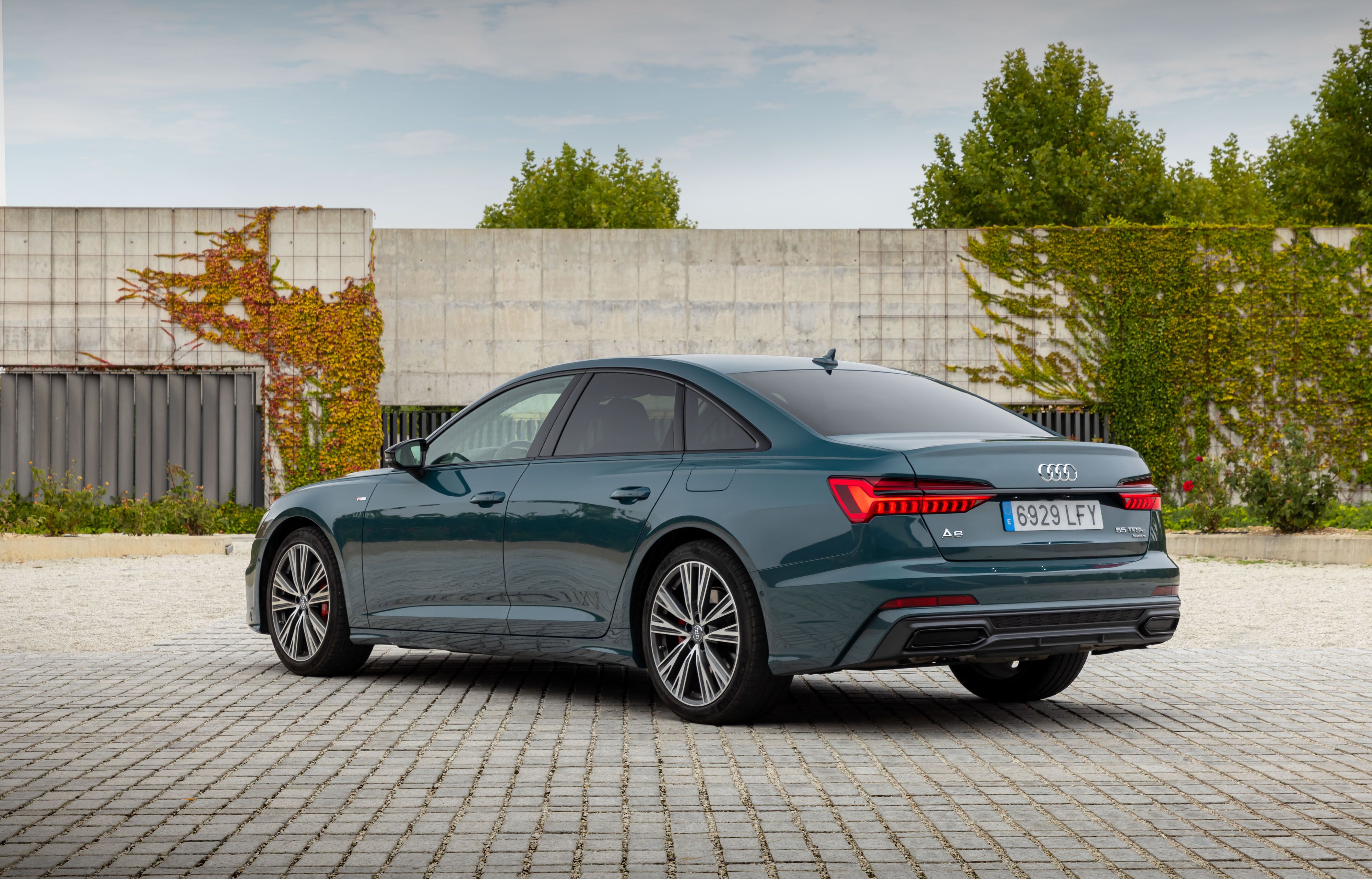 Audi A6 55 TFSIe 