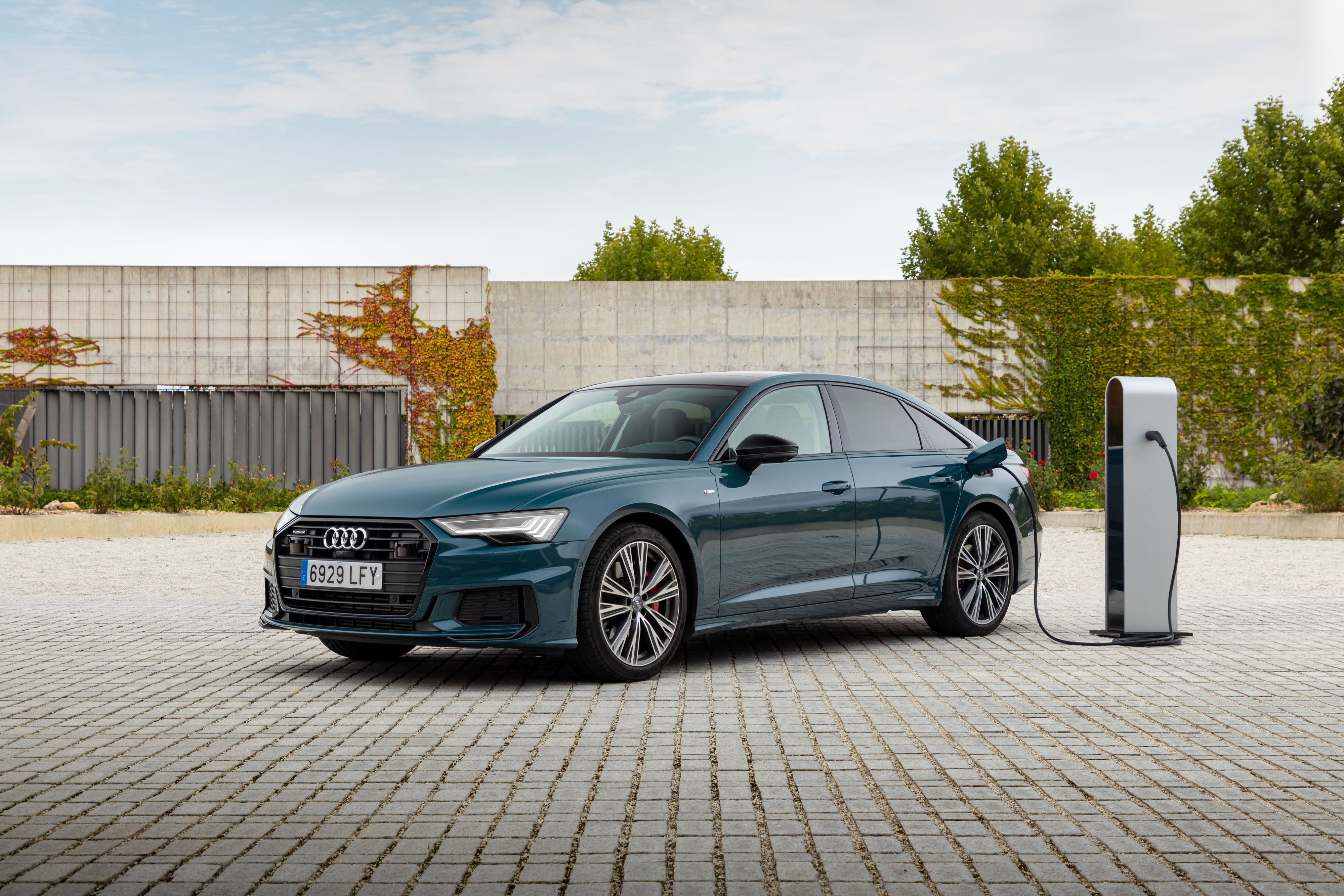 Audi A6 55 TFSIe 