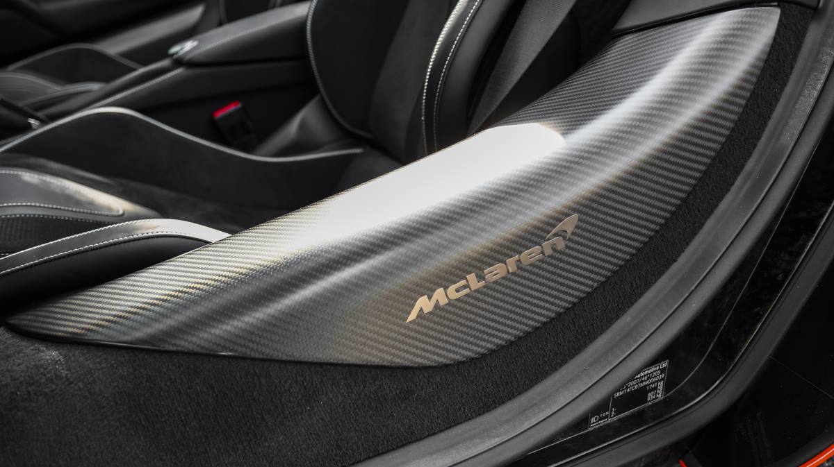 McLaren 720 S  051
