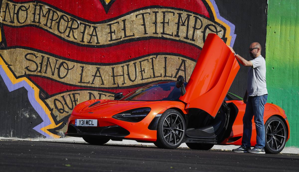 McLaren 720S Spider 2