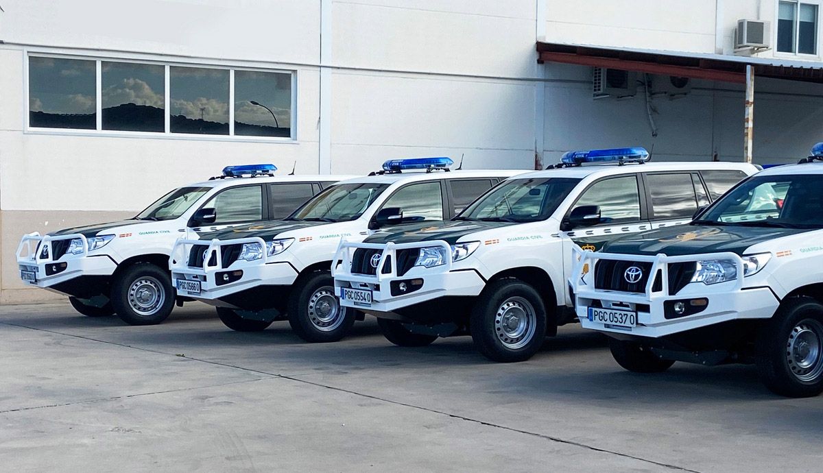 Los nuevos Toyota Land Cruiser de la Guardia Civil.