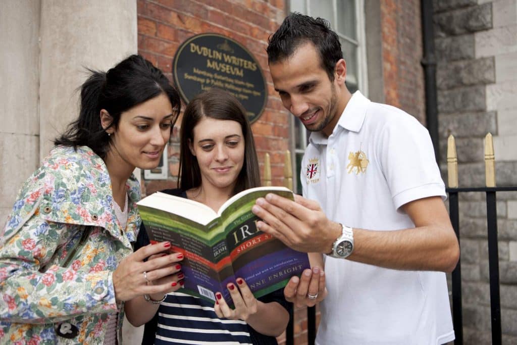 Dublín es la mejor ciudad europea para estudiar, según un estudio.