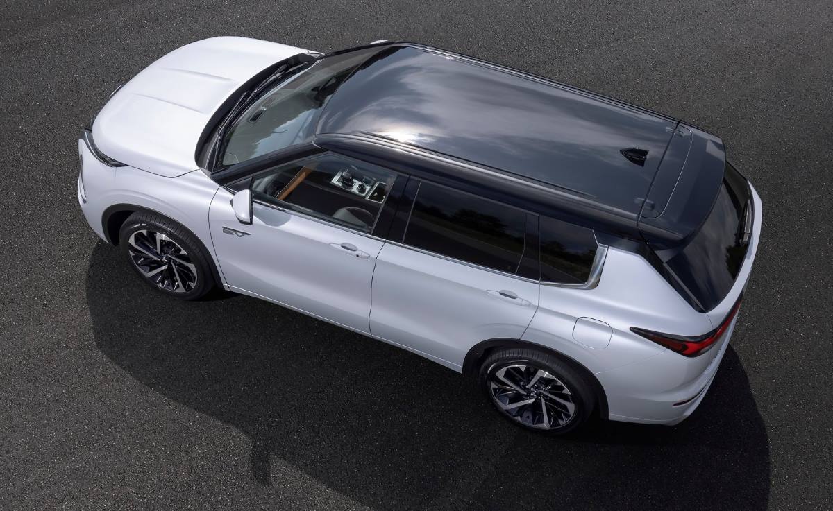 Mitsubishi Outlander PHEV 2022 2