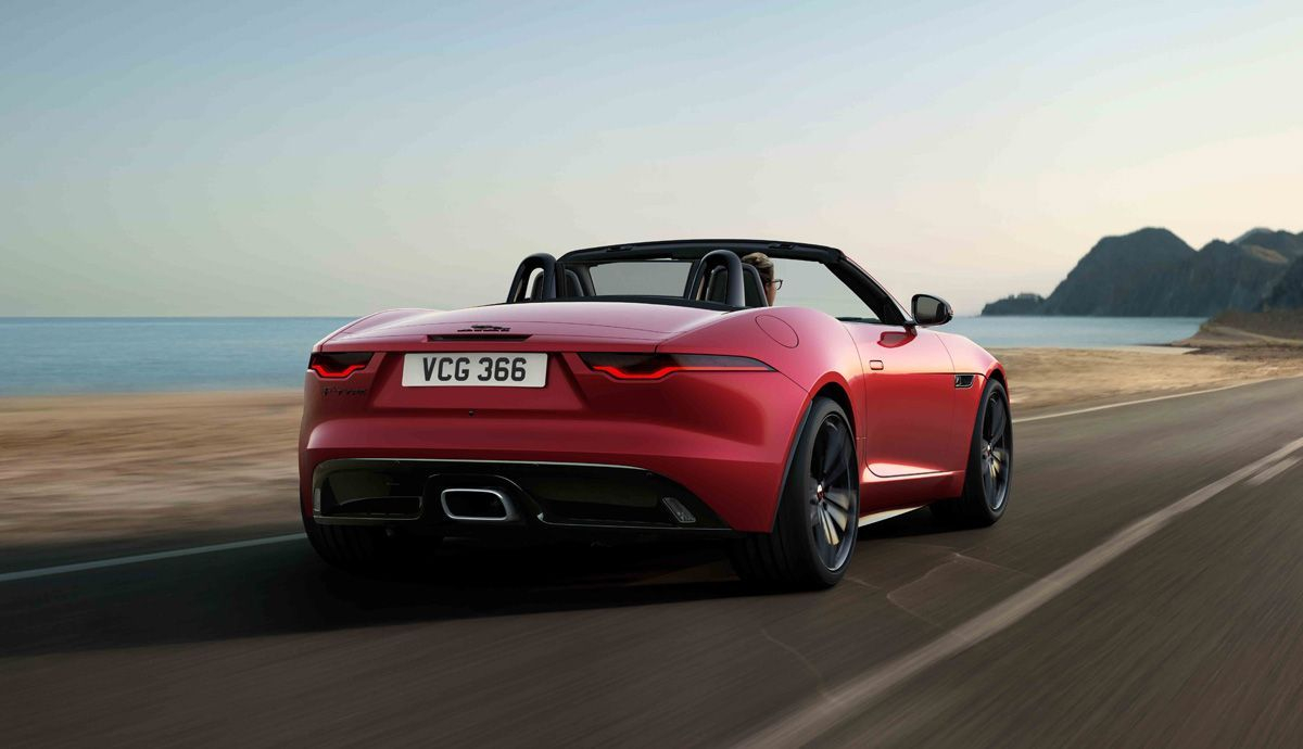 Jag F TYPE 22MY R Dynamic Black Convertible Exterior 120421 002