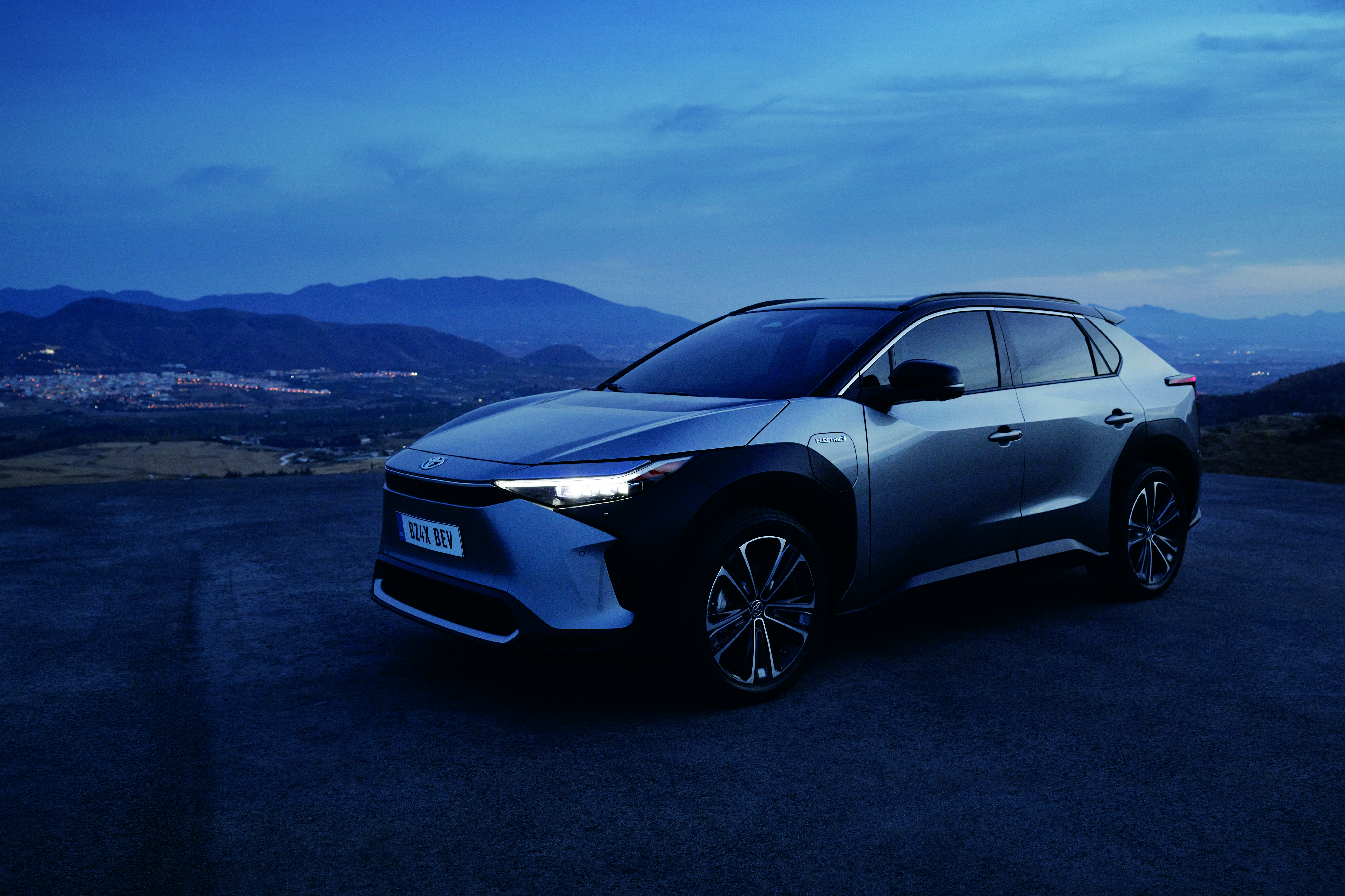 Toyota BZ4X: así es el nuevo modelo eléctrico de la marca