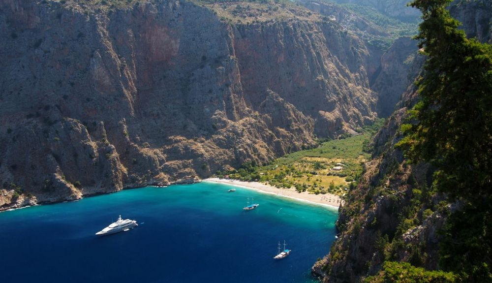 El Valle de las Mariposas supone una de las mejores experiencias de Turquía. El Valle de las Mariposas supone una de las mejores experiencias de Turquía.