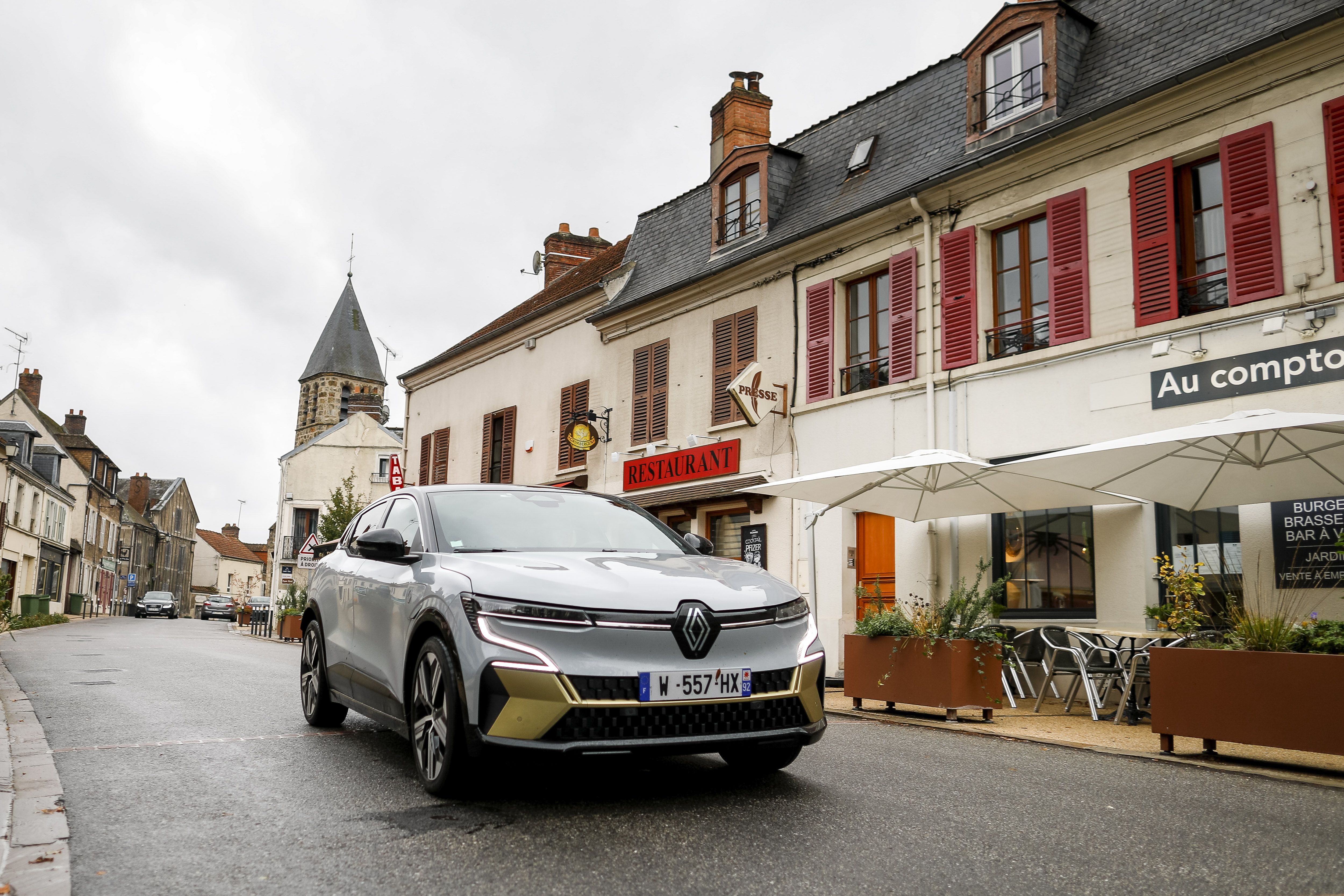 Renault Mégane E-Tech Electric: primeras unidades preseries.