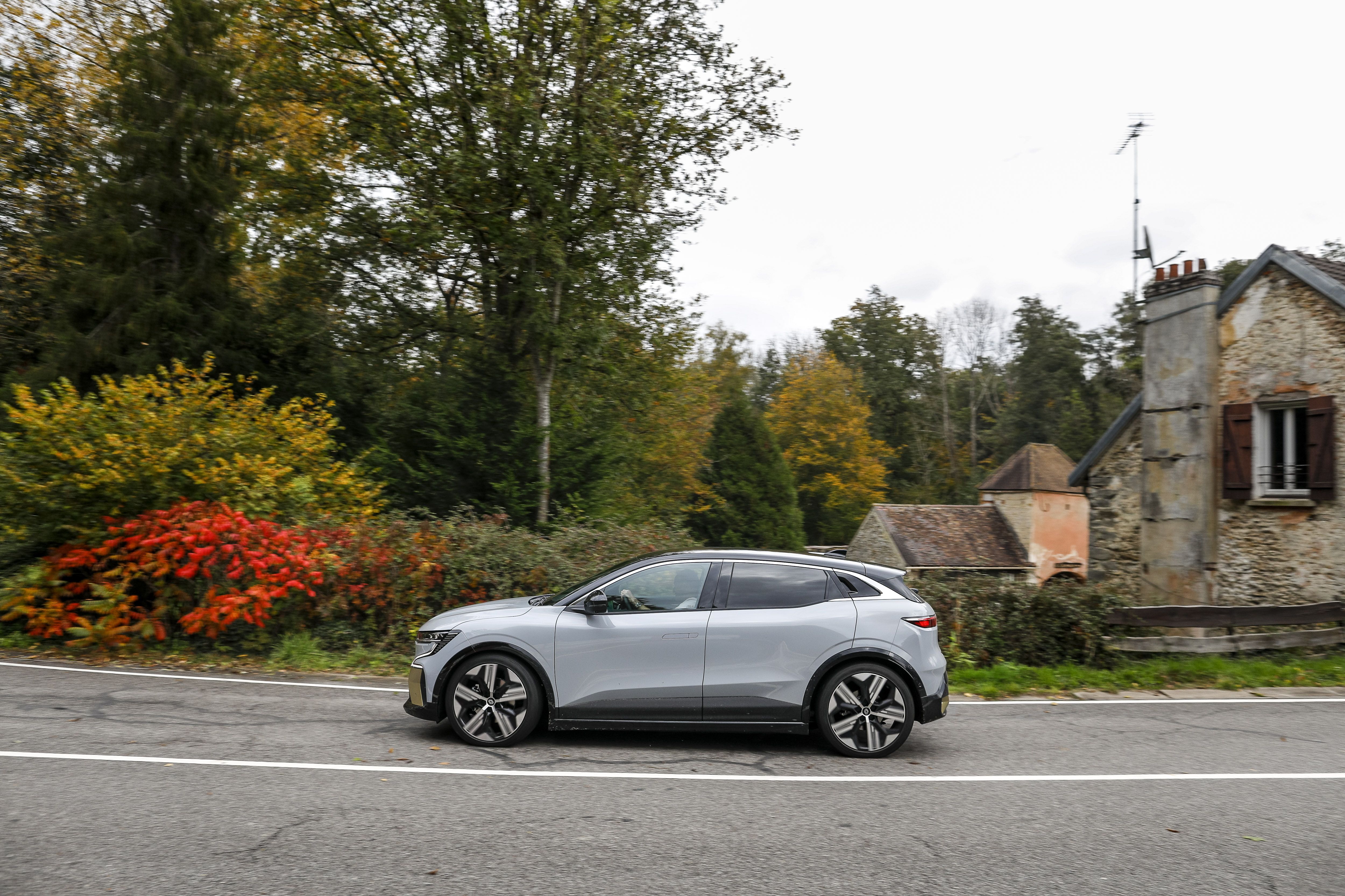 Renault Mégane E-Tech Electric: primeras unidades preseries.