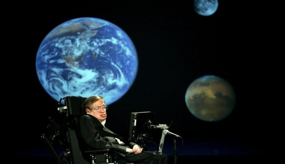 Stephen Hawking usaba una forma básica de inteligencia artificial para comunicarse.