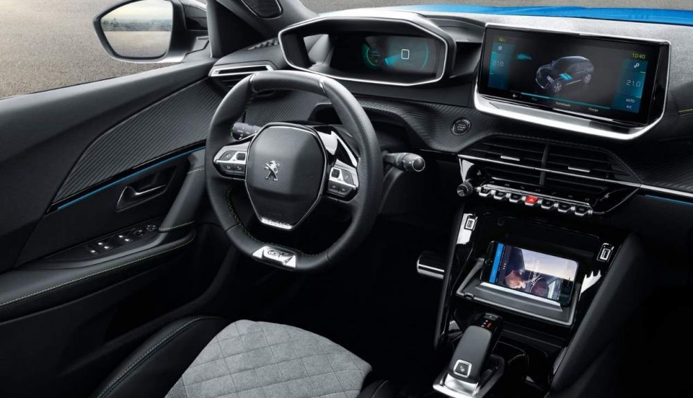 Peugeot e 2008 10