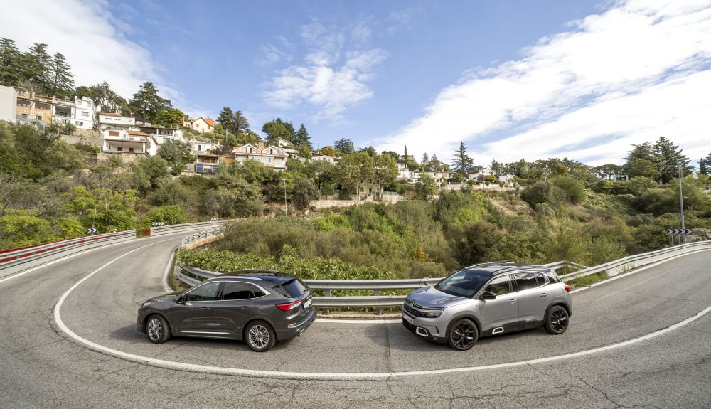 Citroën C5 Aircross Hybrid vs Ford Kuga PHEV Citroën C5 Aircross Hybrid vs Ford Kuga PHEV