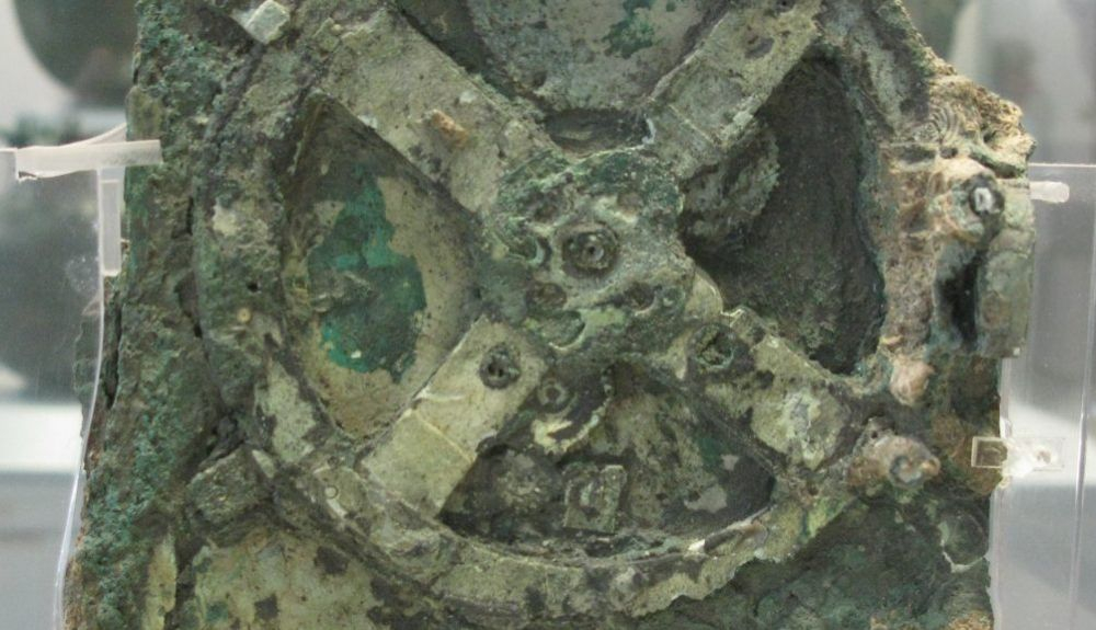 El mecanismo de Antikythera era una computadora analógica. El mecanismo de Antikythera era una computadora analógica.