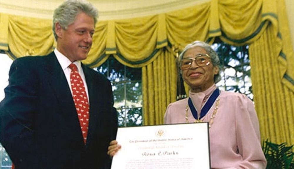 La activista recibió la Medalla Presidencial de la Libertad en 1996. La activista recibió la Medalla Presidencial de la Libertad en 1996.