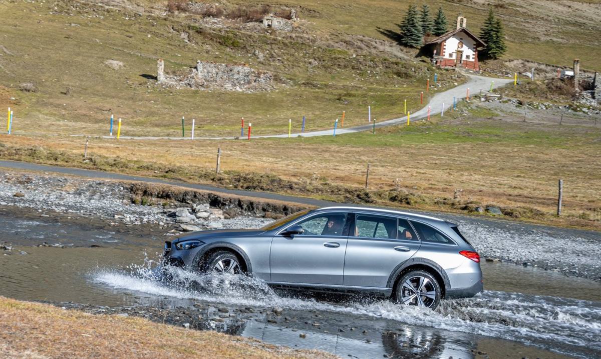 Mercedes Clase C All Terrain 2022 10