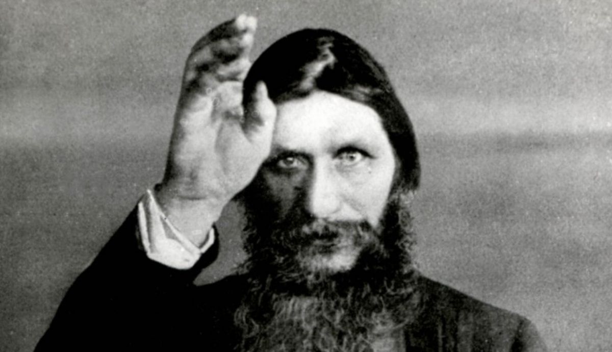 Rasputin murió de un disparo en la cabeza en el Palacio Palacio Moika.