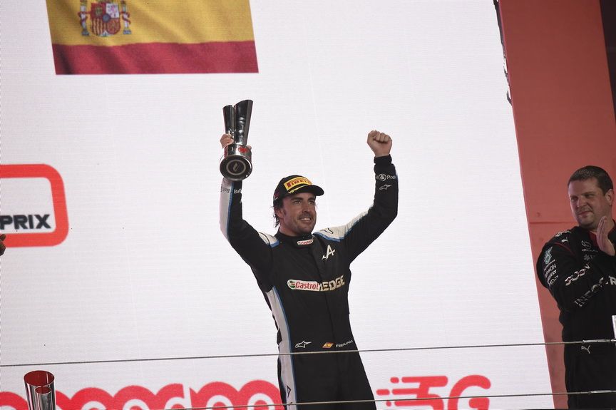 De nuevo en el podio después de 106 carreras y 7 años