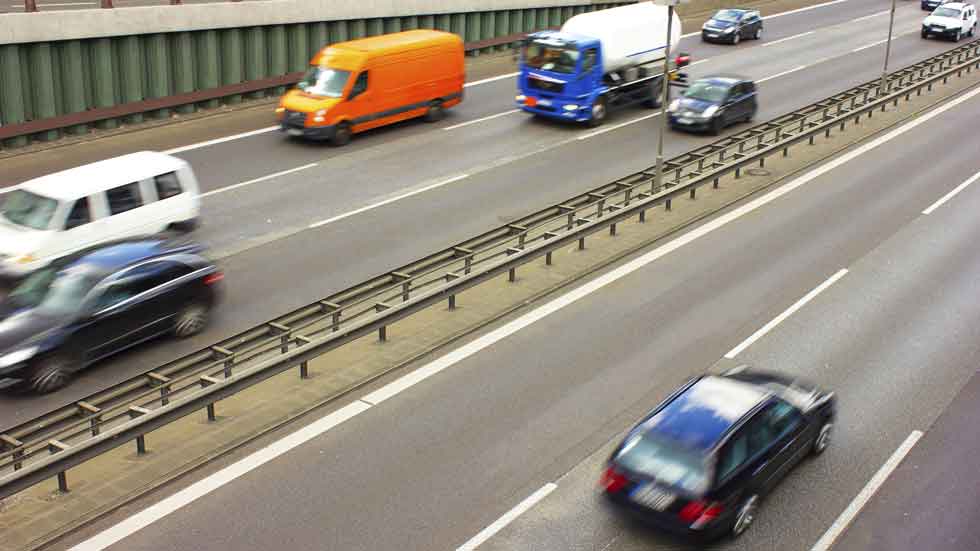 Circular por el carril derecho
