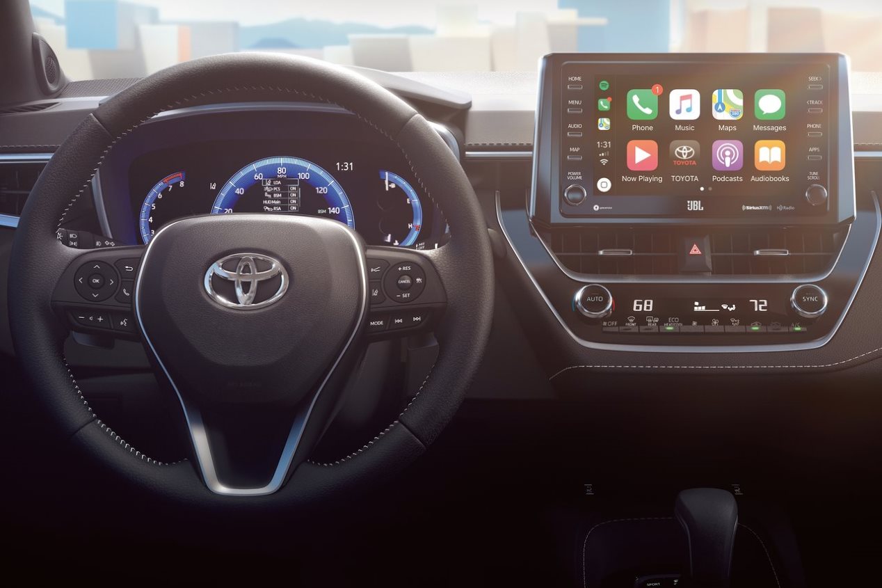 Toyota Auris y Volvo V40 2019: todas las claves de los nuevos dos compactos