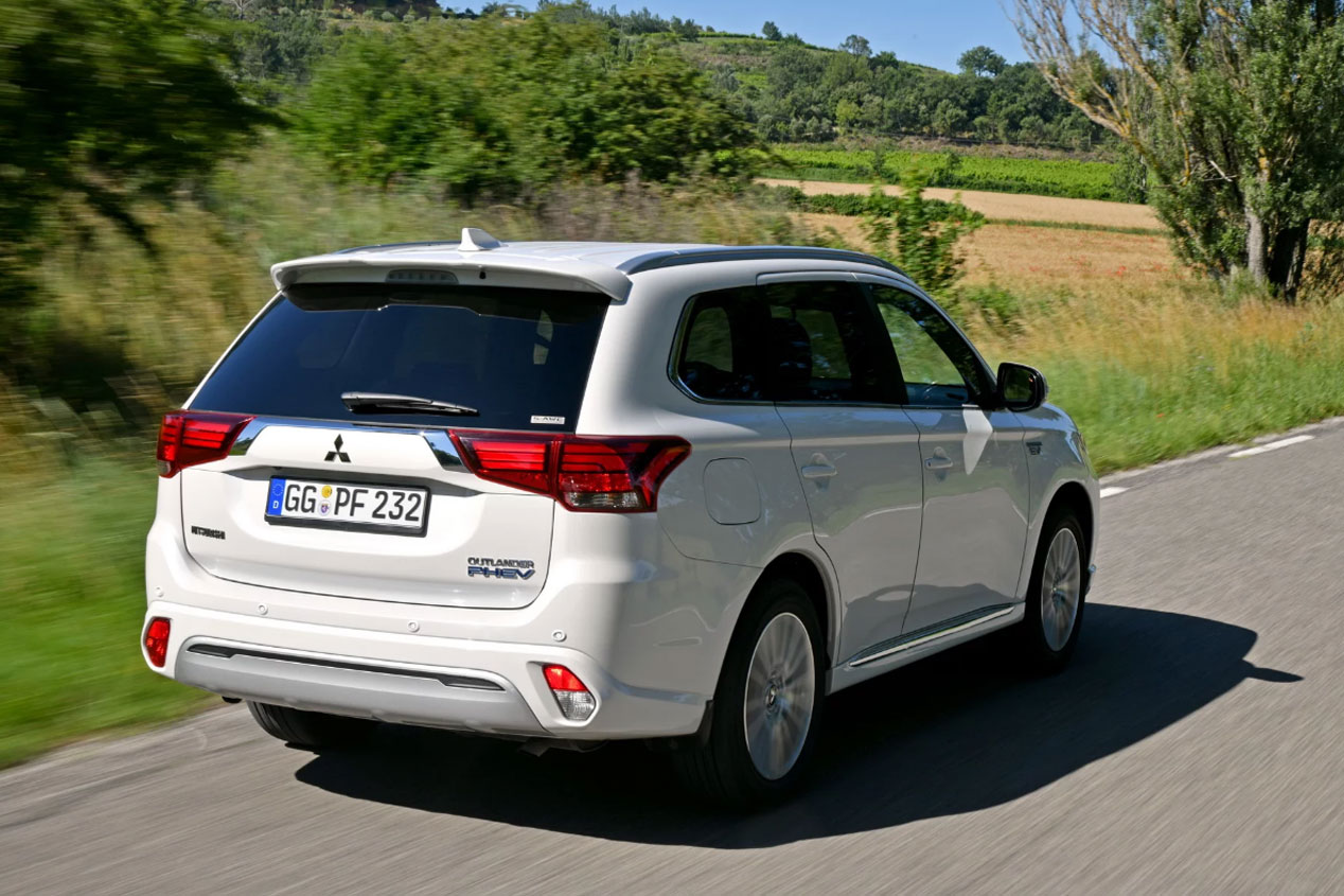 Mitsubishi Outlander PHEV 2019: el SUV híbrido enchufable, ahora más potente
