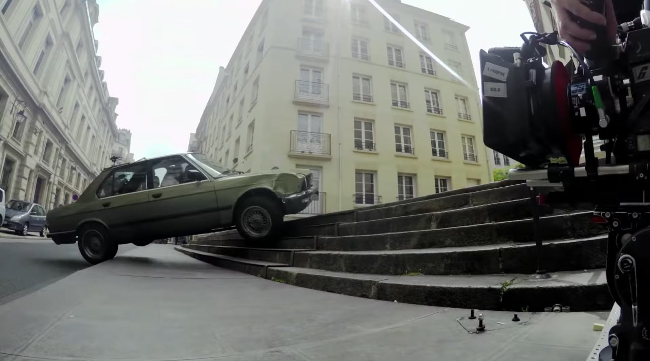 Tom Cruise con un BMW M5 clásico en la última de Misión Imposible (VÍDEO)