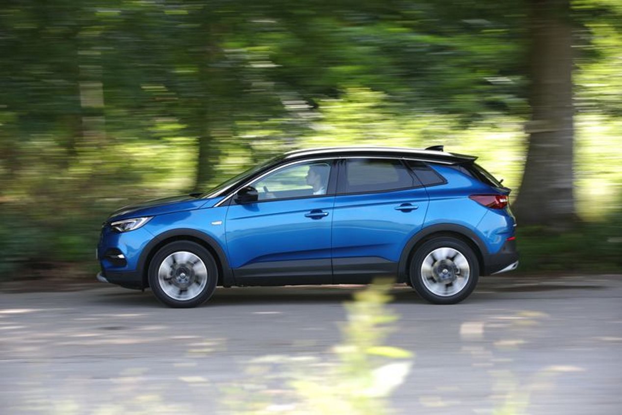 Comparativa SUV: Jeep Compass, Opel Grandland X y Skoda Karoq, ¿el mejor?