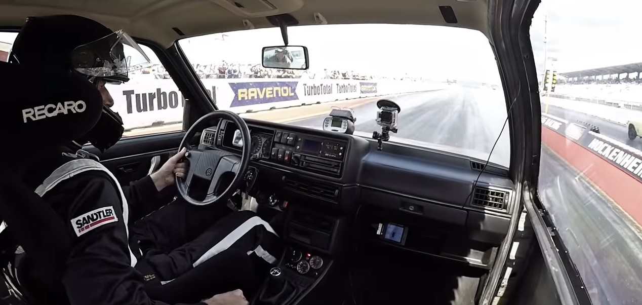 El nuevo récord mundial de un VW Golf con 1.233 CV (Vídeo)