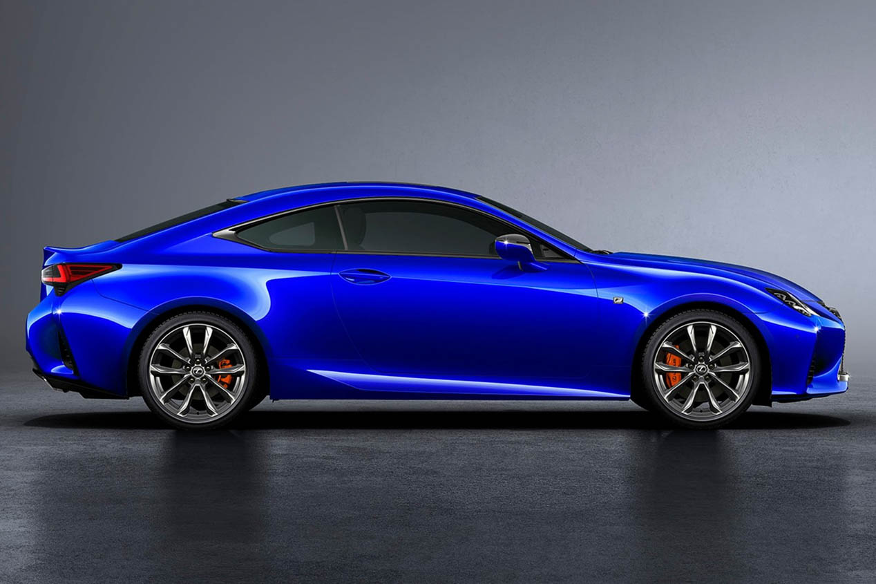 Lexus RC 2019: imagen renovada y comportamiento mejorado