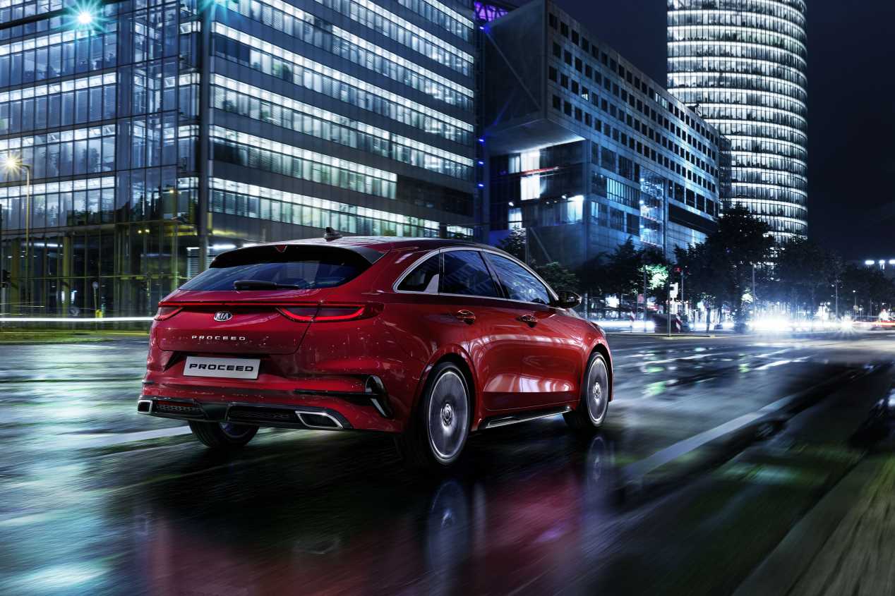 Nuevo Kia ProCeed: nos sentamos en un familiar revolucionario 