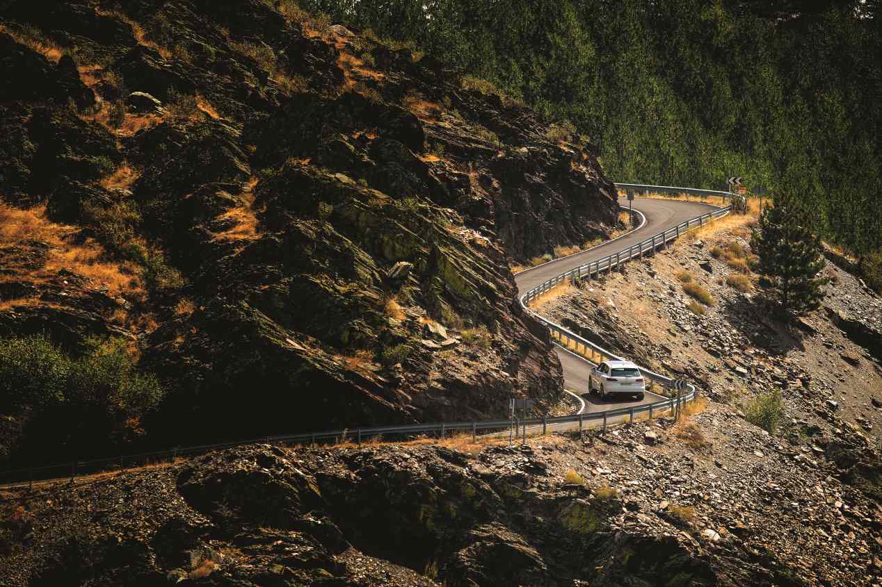 Volkswagen Touareg: así es el SUV imperial