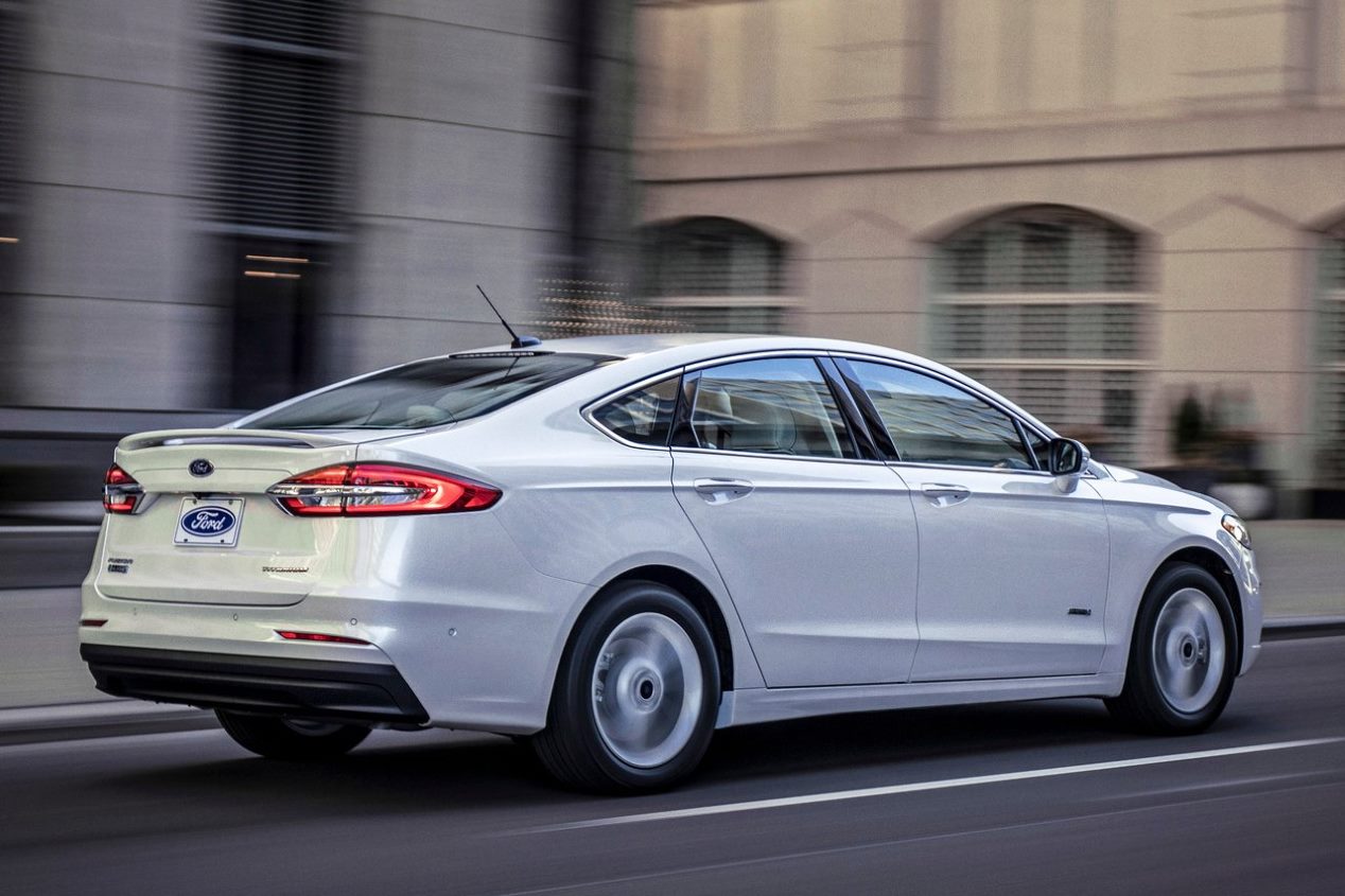 Ford Mondeo Híbrido 2019: así es la nueva berlina y el Sportbreak familiar