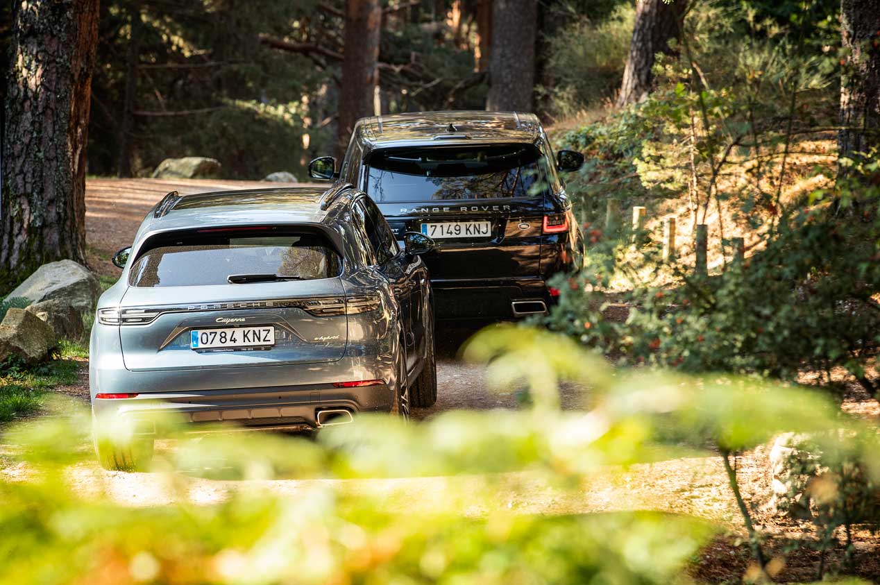 Porsche Cayenne E-Hybrid vs Range Rover Sport P400e: dos grandes SUV con etiqueta Cero