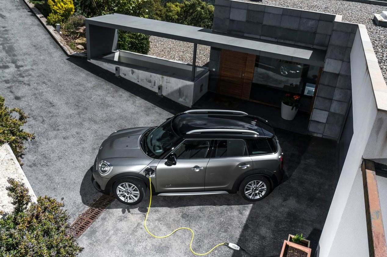 MINI Countryman Híbrido Enchufable: el camino al centro, más eléctrico