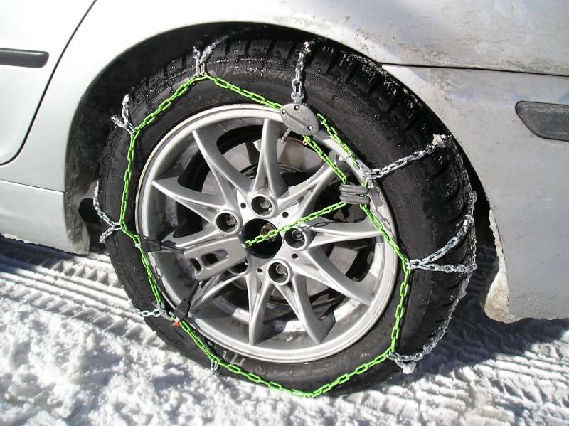 Cadenas para la nieve en el coche: las mejores y consejos para ponerlas (Vídeo)