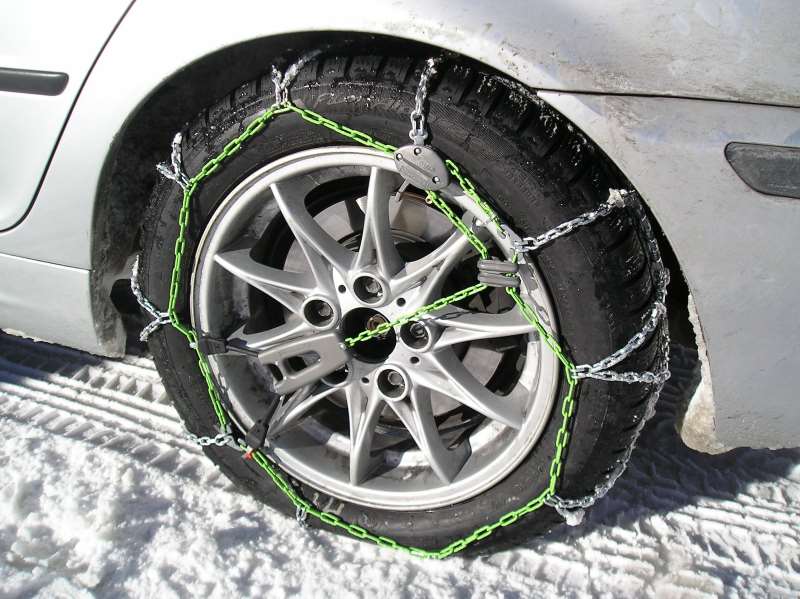 batalla Saco Plausible Cadenas para la nieve en el coche: las mejores y consejos para ponerlas  (Vídeo)