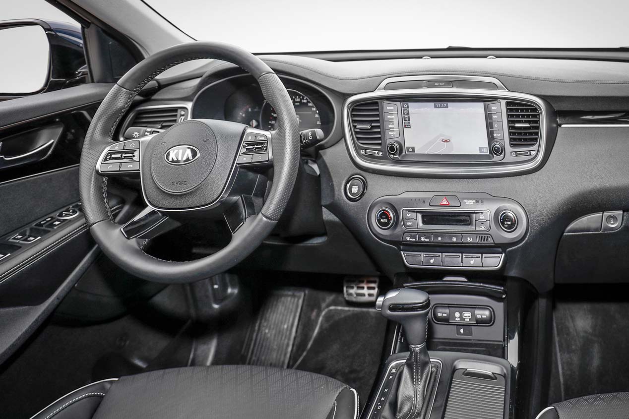 Comparativa: Hyundai Santa Fe vs Kia Sorento, ¿qué nuevo SUV es mejor?