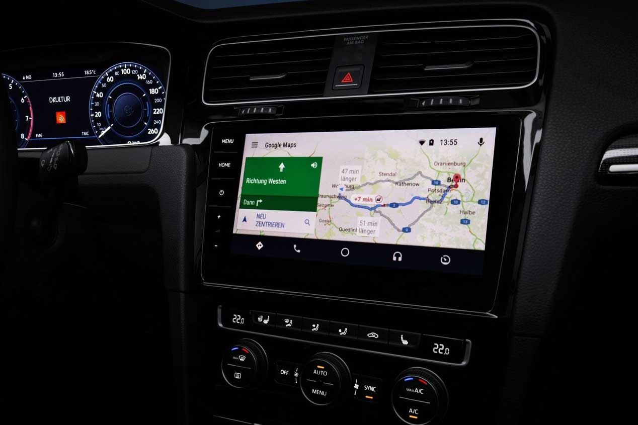 Skoda Superb 2019: nueva foto y más datos de la berlina que llega en primavera