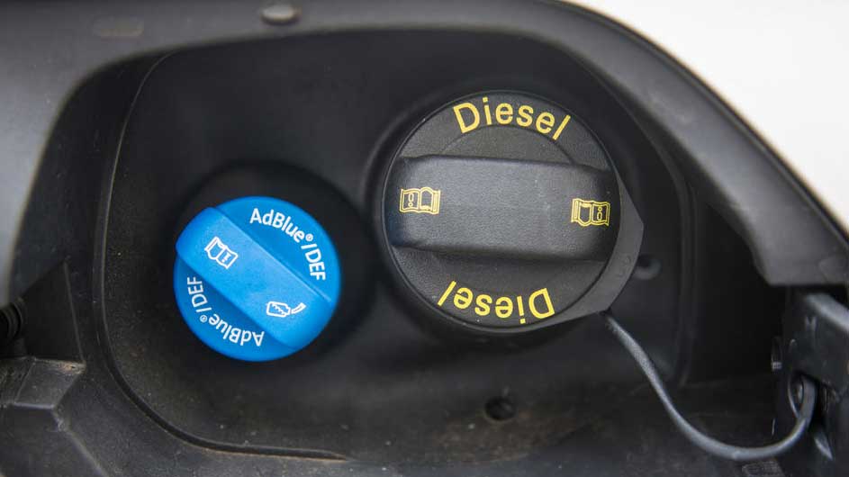 El Gobierno sigue comprando coches Diesel pese a sus anuncios de impuestos y prohibiciones