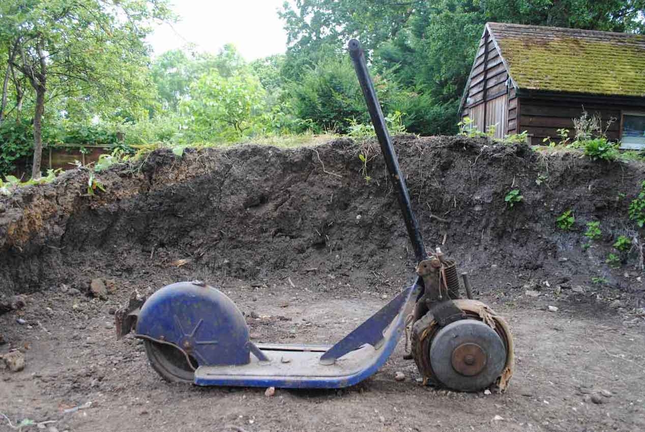 ¿Somos tan modernos? La historia del patinete con motor de 1915